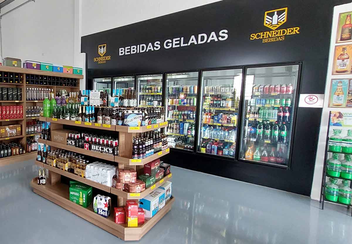 Operação revela irregularidades em 115 distribuidoras de bebidas em