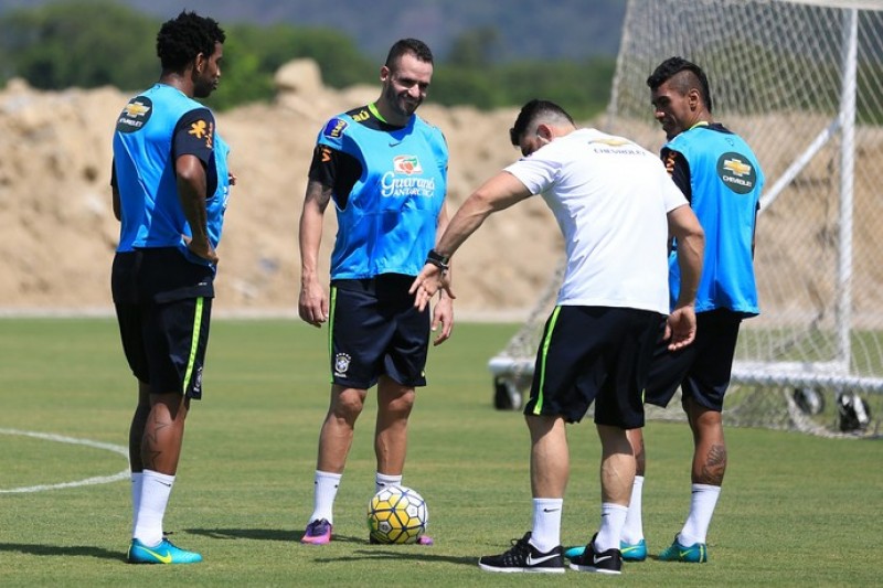 Tricolores lutam por recuperação na tabela 2 faea8bd0186280451cf7b612995c8f76