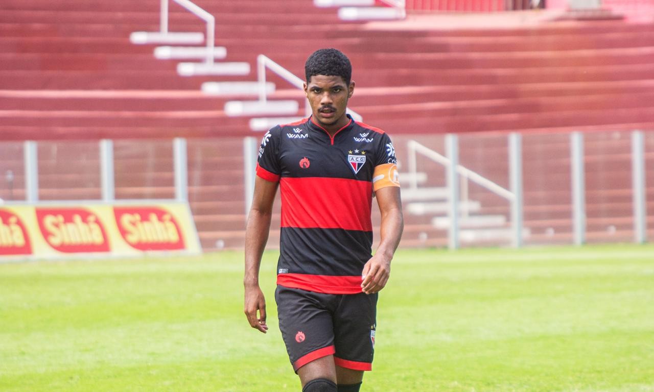 Kevin soma dois gols marcados com a camisa do Dragão no estadual sub-17 - Foto: Divulgação/Atlético Goianiense