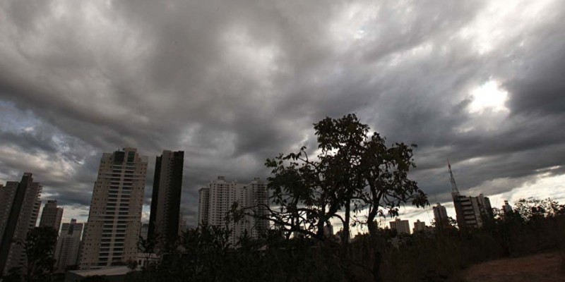 Tempo nublado em Goiânia (Foto: Reprodução)