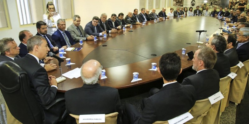 Governador José Eliton pede transição tranquila 2 1b32884286a91333da750564dcffd3f0