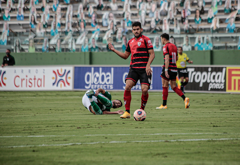 Após alternar entre reservas e titulares, reta final do Campeonato Goiano e Sul-Americana vai exigir maior desgaste do elenco atleticano | Foto: Bruno Corsino
