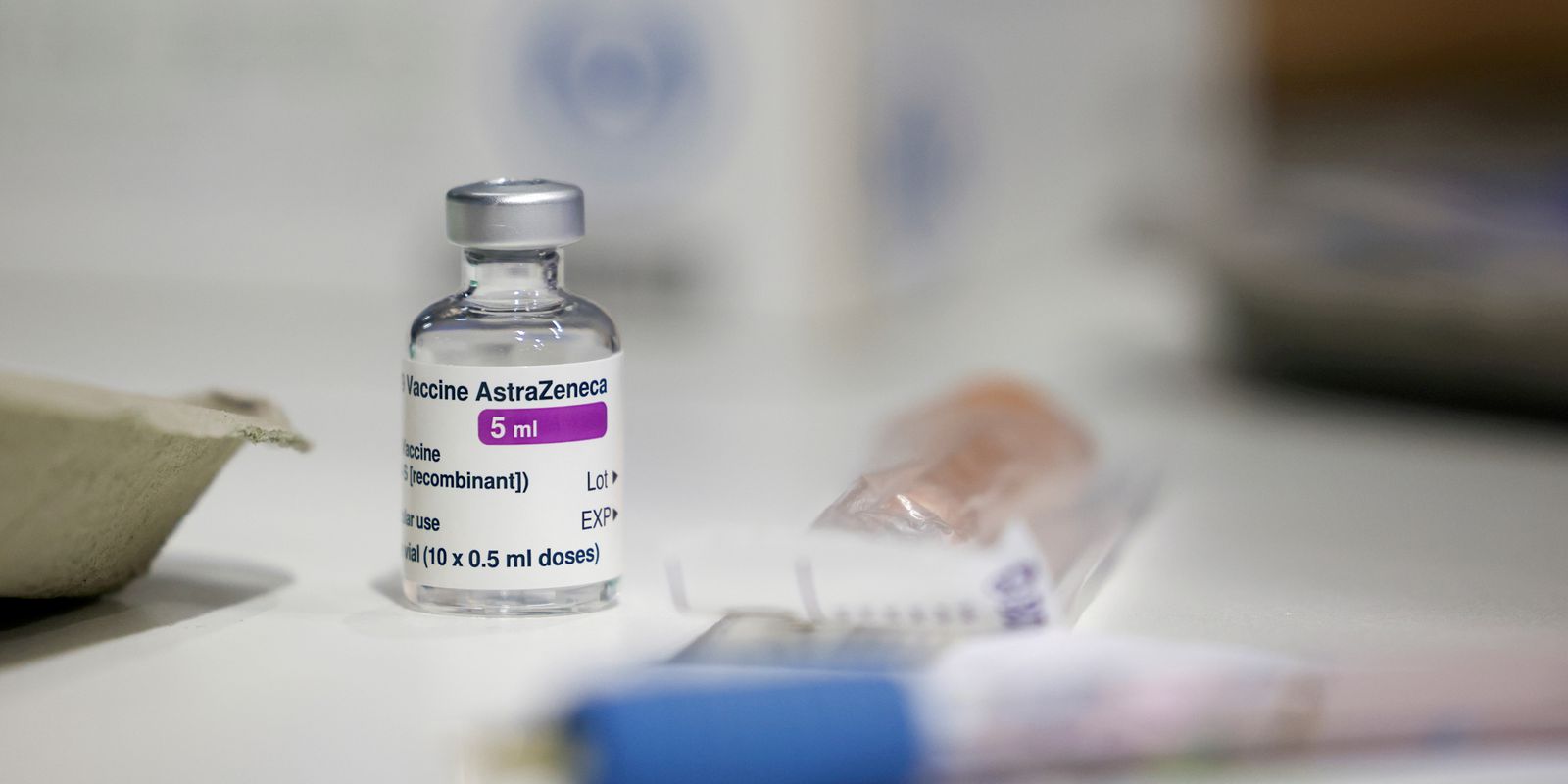 FILE PHOTO: A vial of AstraZeneca coronavirus vaccine is seen at a vaccination centre in Westfield Stratford City shopping centre, amid the outbreak of coronavirus disease (COVID-19), in London, Britain, February 18, 2021. REUTERS/Henry Nicholls//File Photo