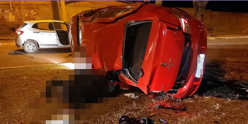 O caso ocorreu durante patrulhamento de policiais pelo Bairro Floresta, quando avistaram um veículo de cor vermelha transitando em alta velocidade e em atitude suspeita | Foto: Divulgação/ PM-GO