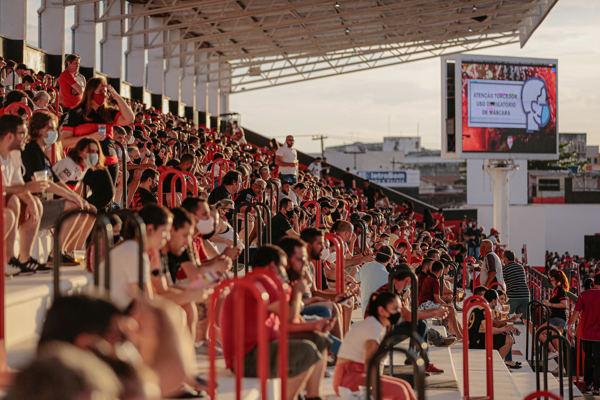 As vendas online começaram nesta quinta e a diretoria do Atlético-GO manteve o mesmo valor dos ingressos da última partida | Foto: Bruno Corsino/ACG
