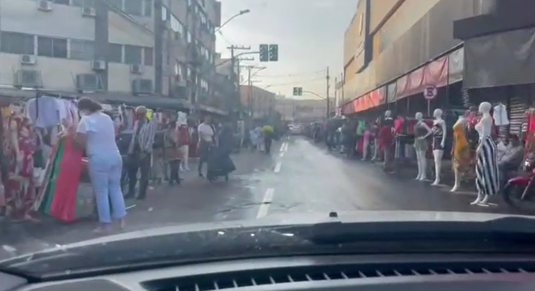 Diante das reclamações, a Seplanh informou em nota ter intensificado a fiscalização na região, resultando num aumento no número de autos de infração e apreensão | Imagens: Divulgação/ Arquivo pessoal