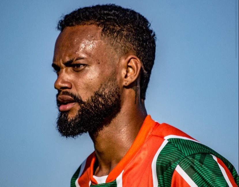 Lateral-esquerdo contribuiu com uma assistência e um gol no primeiro jogo da final da Terceira Divisão | foto: Comunicação Cerrado