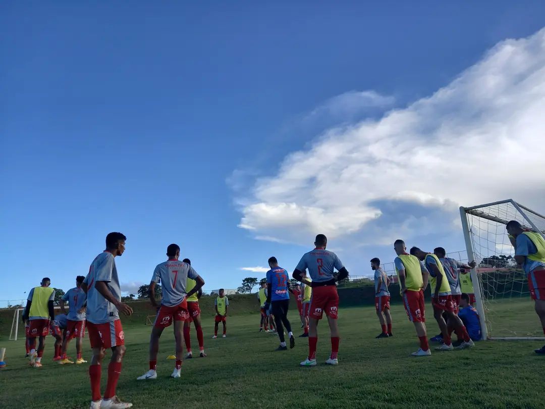 Embalada após primeira vitória, a Rubra reencontra o Aparecida | Foto: AA Anapolina