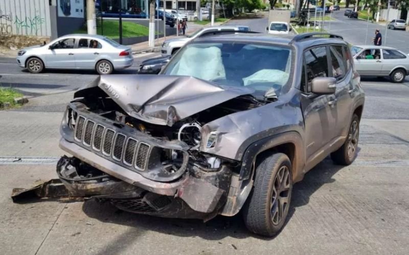 Jovem foi autuado pelo ato infracional análogo ao crime de lesão corporal na direção de veículo automotor e por dirigir sem permissão | Foto: Reprodução