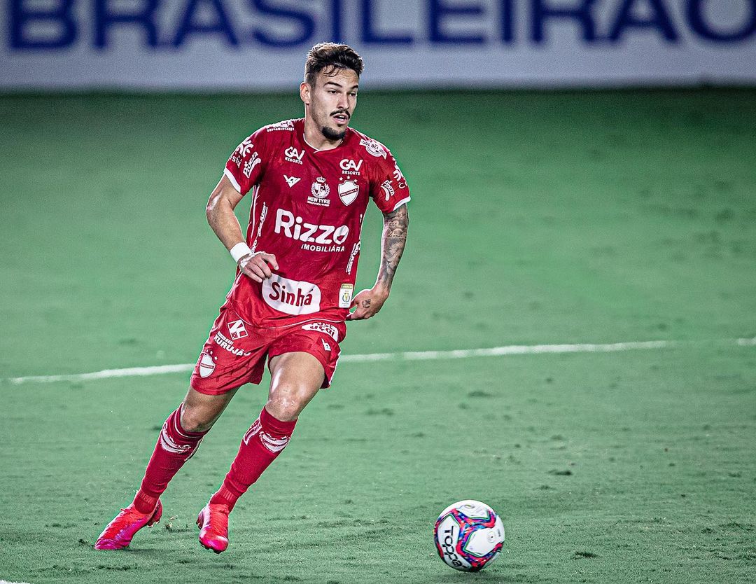 O volante Arthur Rezende, que defendeu o Colorado em 54 jogos, marcando cinco gols e dando três assistências, negocia para retornar ao Tigre em 2022 | Foto: Heber Gomes