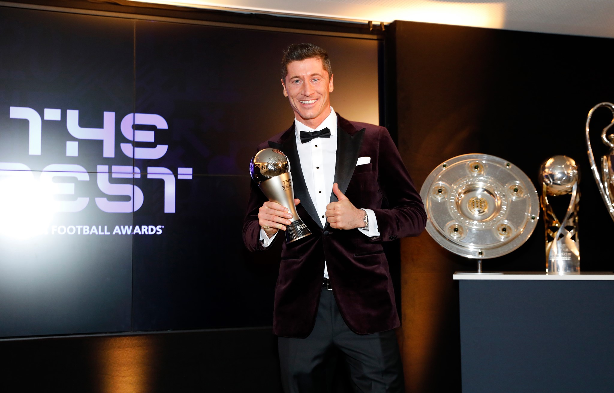 O polonês Robert Lewandowski é o atual dono do prêmio de melhor jogador | Foto: FIFA