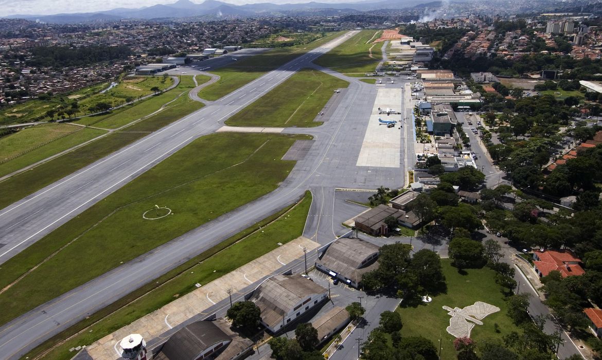 Aeroporto da Pampulha

Crédito: Carlos Alberto/Imprensa MG
Data: 06-11-2012
Local: Belo Horizonte