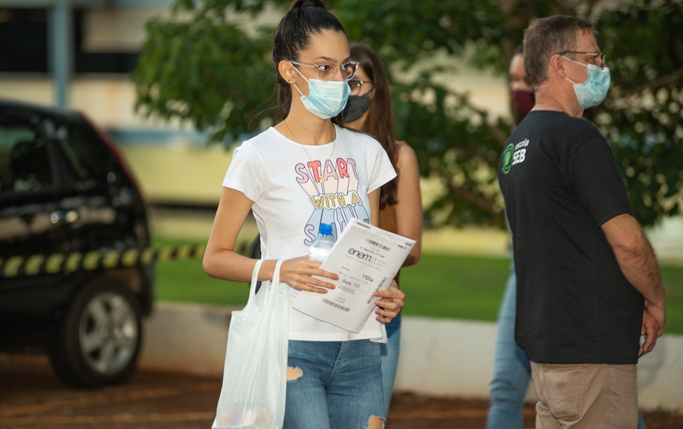 De acordo com os alunos, as questões de matemática e física exigiram maior atenção. | Foto: Reprodução