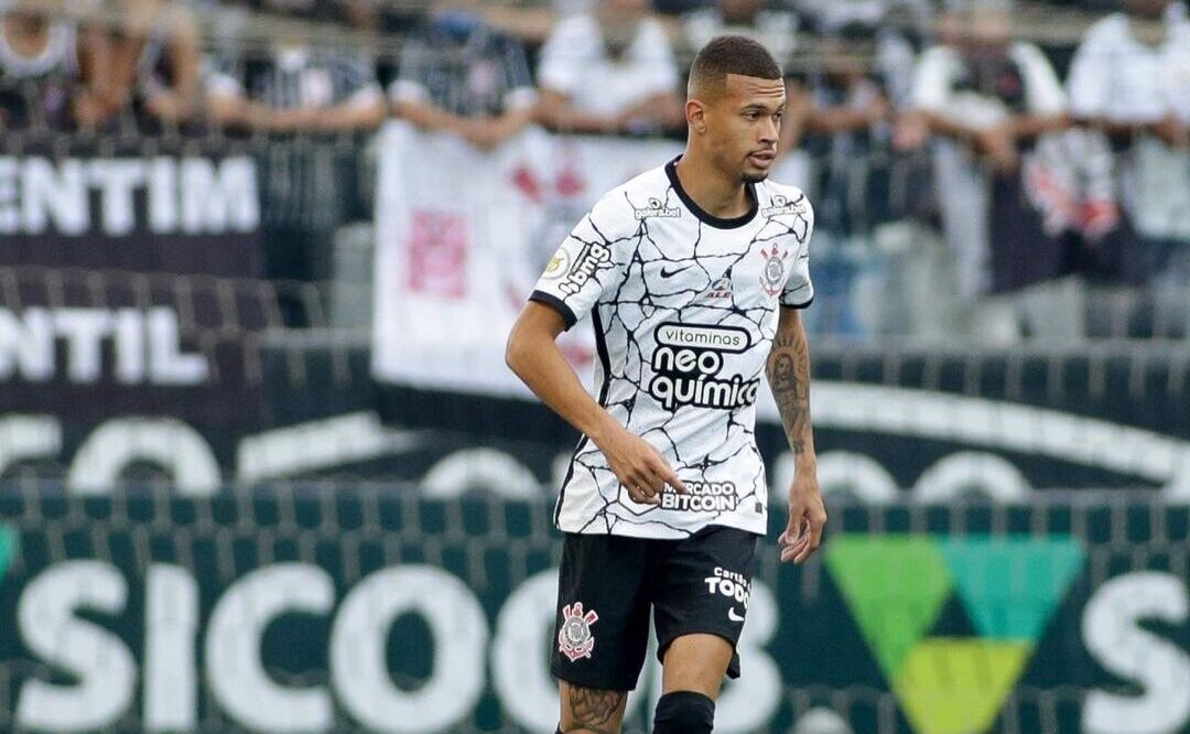 João Victor atuou pelo time rubro-negro na Série A de 2020 e atualmente defende as cores do Corinthians | foto: Arquivo pessoal