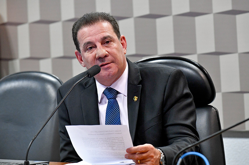 Comissão de Ciência, Tecnologia, Inovação, Comunicação e Informática (CCT) realiza reunião deliberativa 3 itens. Na pauta, PDS 91/2017, que renova autorização de serviço de radiodifusão comunitária em Mirassol d'Oeste/MT.

À mesa, em pronunciamento, presidente da CCT, senador Vanderlan Cardoso (PP-GO).

Foto: Geraldo Magela/Agência Senado