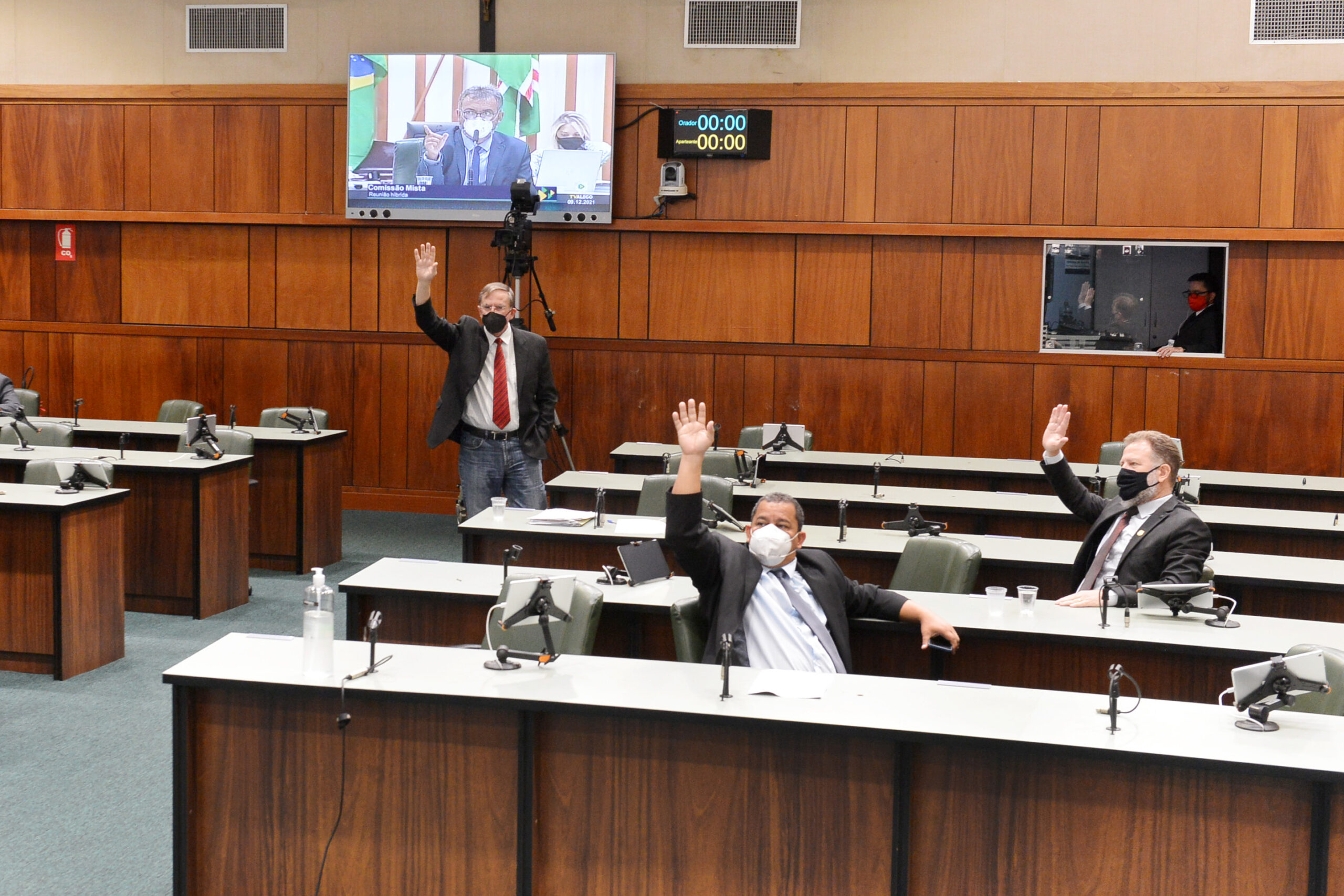 Proposta, que despertou forte reação nos deputados contrários à gestão Caiado na Alego, deverá voltar ao centro do debate já no início da próxima semana | Foto: Hellen Reis