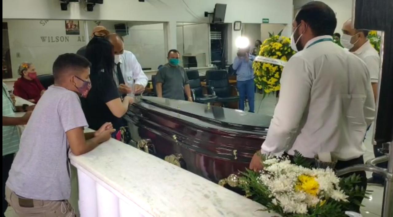 A história de amor entre Maurílio e Luana chamou a atenção após o Brasil descobrir que os dois se conheceram na adolescência