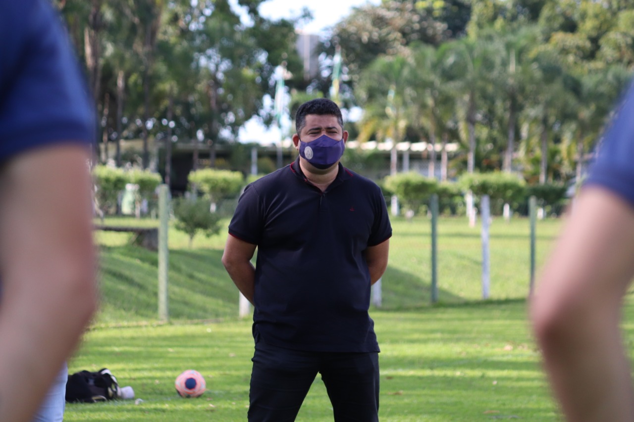 Presidente falou sobre Wesley Matos e jovens que representarão Cidinha na Copa São Paulo | foto: Nicolle Mendes / Aparecidense