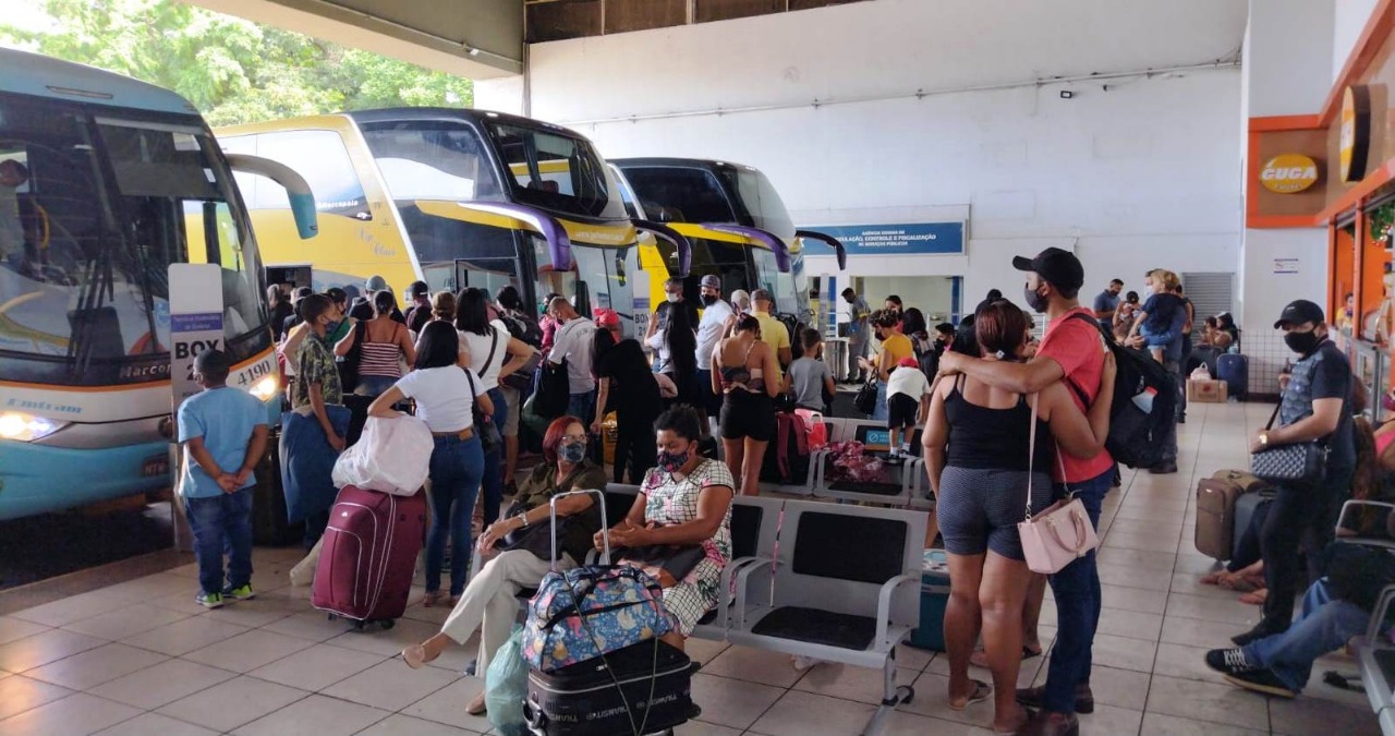 Depois do movimento intenso na semana do Natal, o fluxo segue alto na Rodoviária de Goiânia nesta semana | Foto: Reprodução