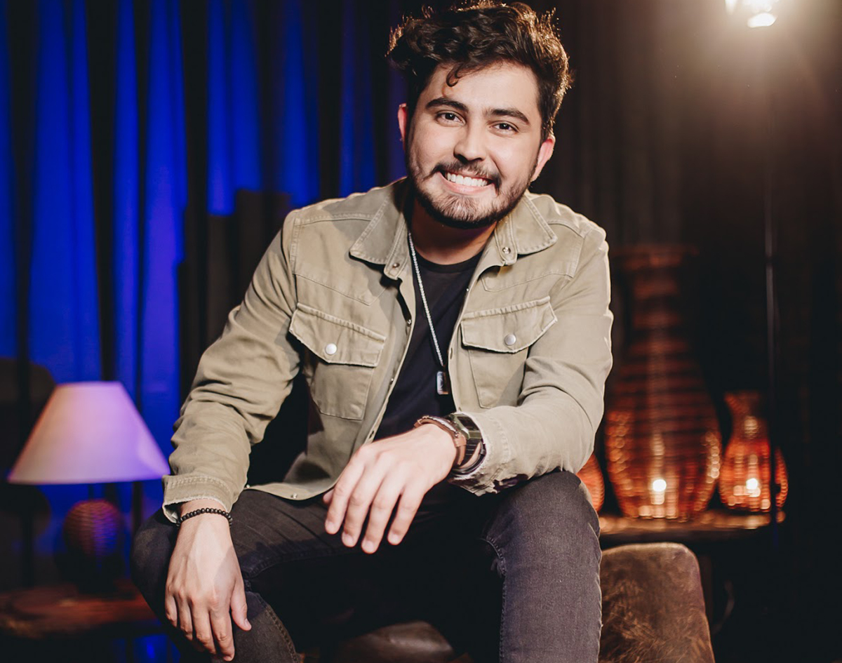 Com 11 anos de carreira, Manso apresenta em seu show músicas de gêneros mais alternativos como indie e o folk | Foto: Reprodução