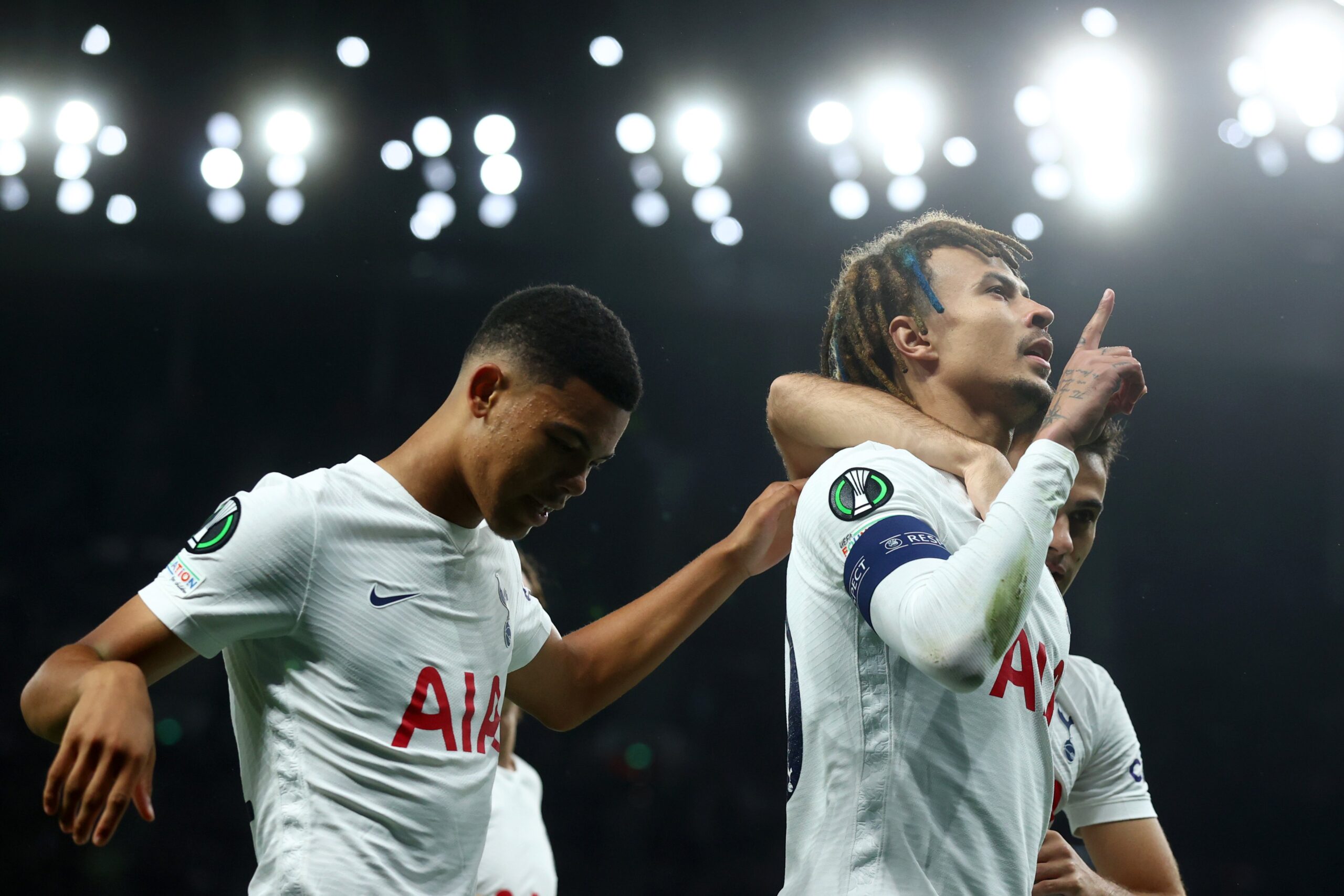 Por conta de um surto de Covid-19, o Tottenham não entrou em campo para enfrentar o Rennes, no último dia 9, e acabou sendo derrotado por W.O. | Foto: UEFA