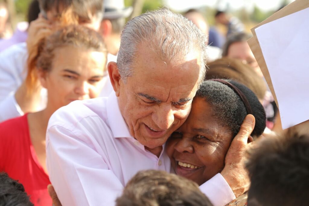 Os interessados em participar do tributo devem preencher um formulário pelo link. | Foto: Reprodução/Internet