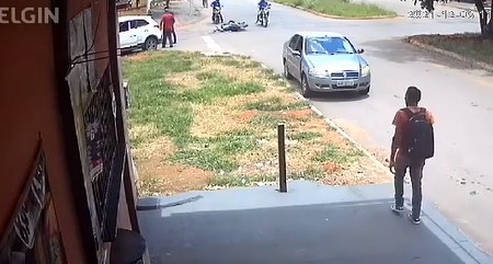 Moradores da região reclamam da sinalização e cobram providências por parte do poder público | Imagem: Reprodução/ Redes sociais