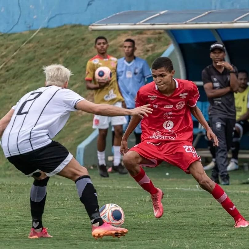 Meia estreou no profissional na Divisão de Acesso e foi presença na vitória sobre o Goiânia por 2 a 1 | foto: Arquivo Pessoal