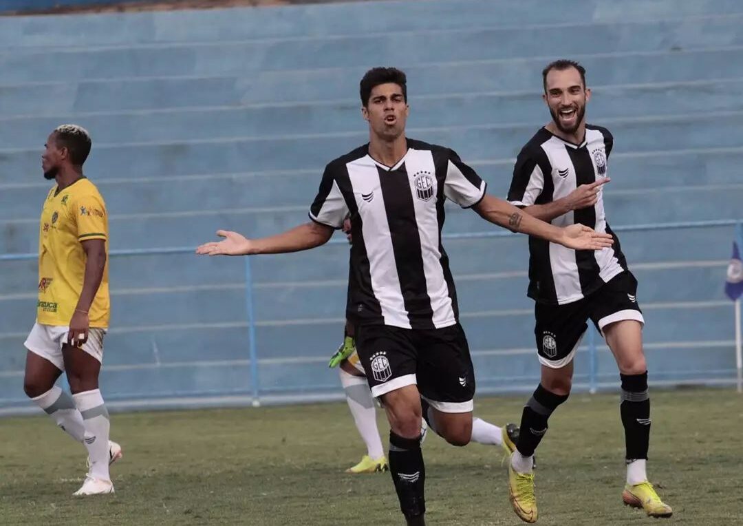 Atacante estava atuando na Divisão de Acesso onde representou o time alvinegro | foto: Arquivo pessoal