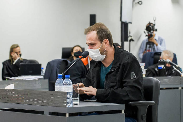 Em momento de desespero e choro, Elissandro Spohr afirmou, aos prantos, que perdeu amigos, funcionários e que jamais desejou causar mal. | Foto: Reprodução