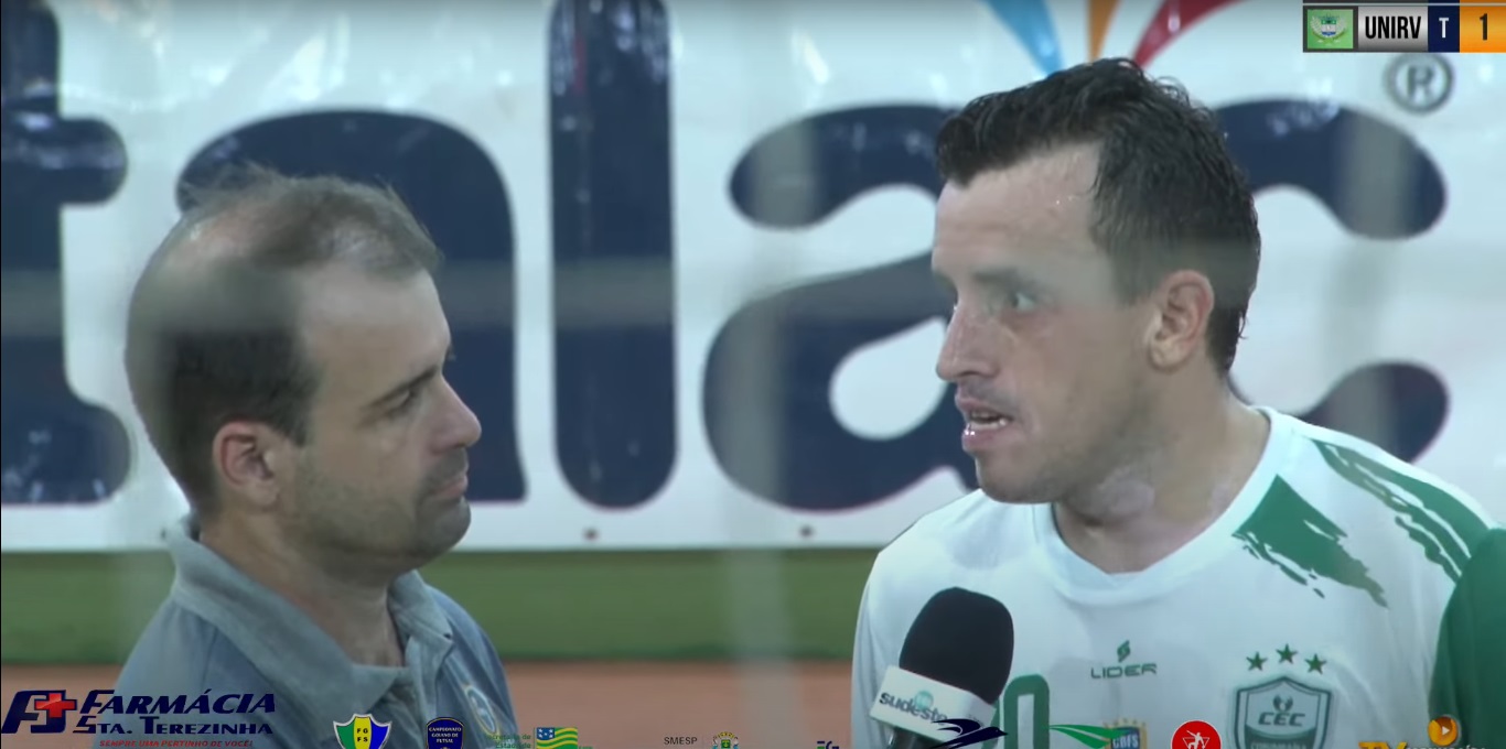 Pivô foi autor de duas assistências na vitória do CEC sobre o Unirv por 3 a 1 | foto: Reprodução / Corumbaíba notícias