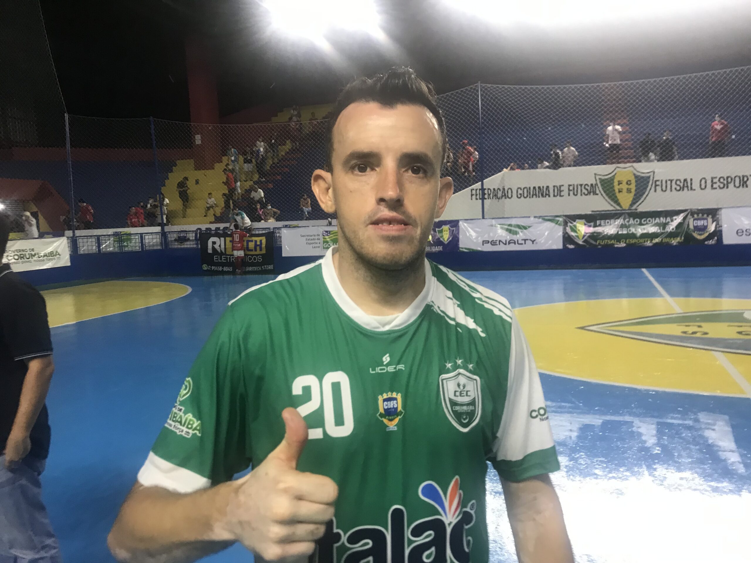 Pivô foi autor de dois gols e uma assistência na vitória sobre o Vila Nova por 5 a 2, na partida de ida da final | foto: Victor Pimenta / Jornal O Hoje