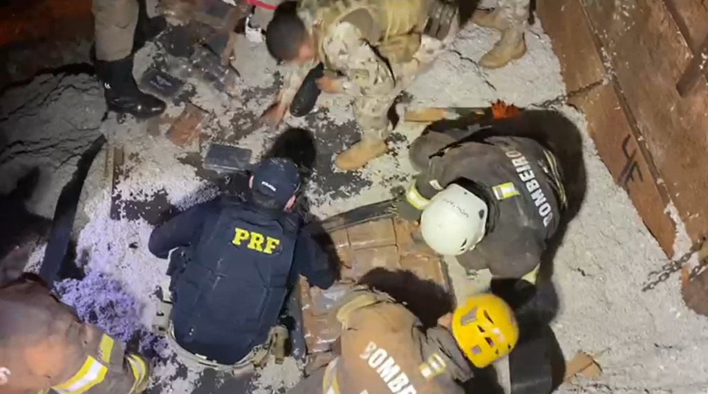 O balanço de atuação da PRF goiana em 2021 aponta que a corporação flagrou mais de 140 mil infrações de trânsito ao longo | Foto: Reprodução