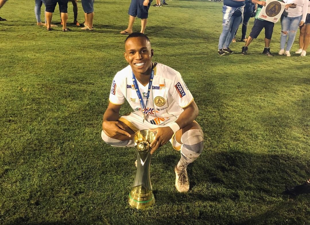 Pedro Marinho atuou também no Goiás, jogando a Série A em 2020 | foto: Arquivo pessoal