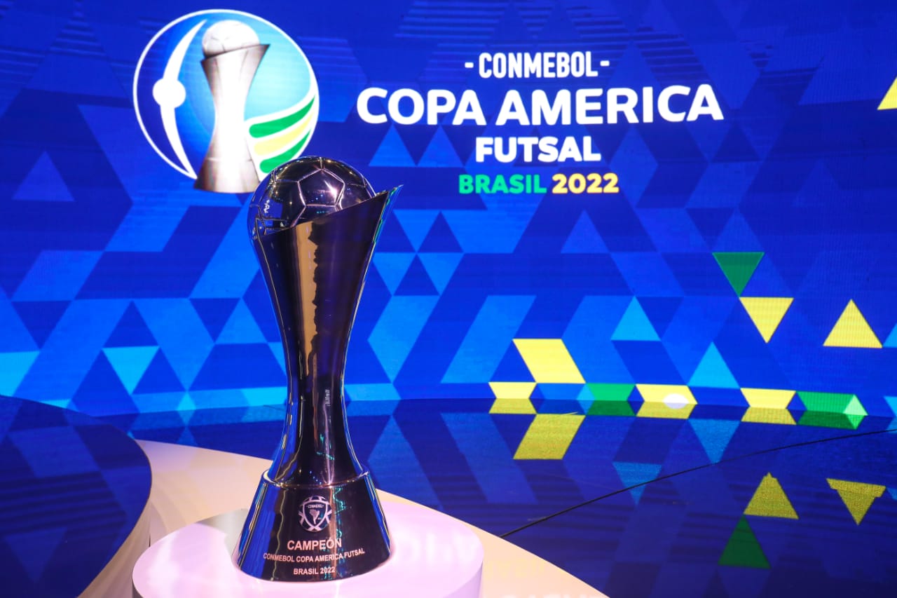 Por conta das restrições sanitárias em vigor no Brasil no combate à pandemia da Covid-19, a Copa América de Futsal foi transferida para o Paraguai | Foto: Conmebol
