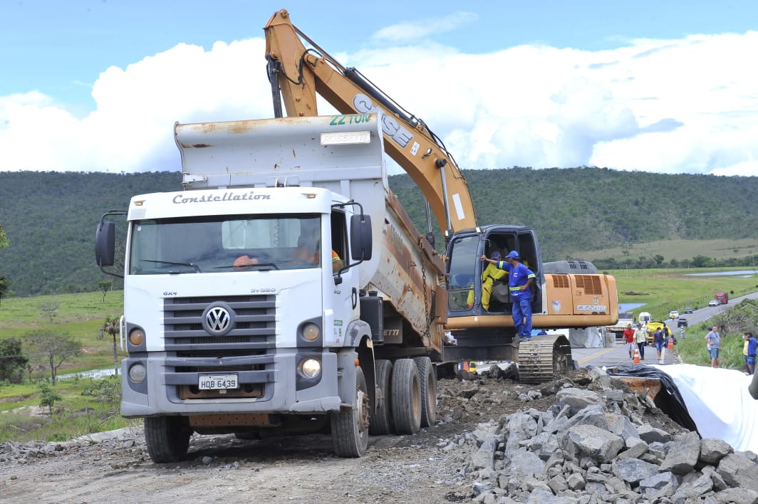 Abertura ocorre um dia antes do previsto e funciona no sistema pare e siga, com reforço na sinalização para segurança dos usuários | Foto: Goinfra