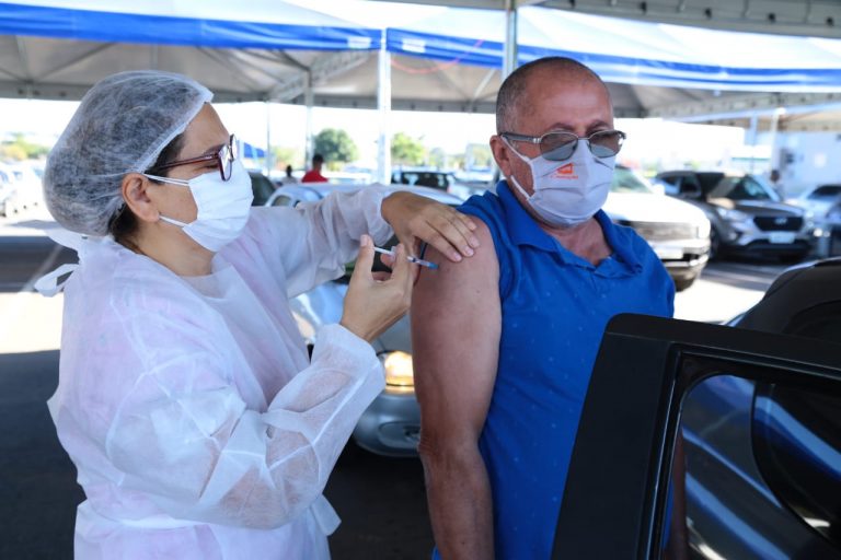 Autoridades sanitárias alertam para a importância do esquema vacinal completo para a população | Foto: Reprodução