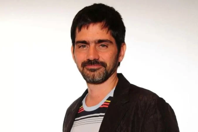 Entre a denúncia, estava o fato dele segregar os atores negros, que estavam se arriscando, enquanto os atores brancos do elenco não eram expostos | Foto: ESTEVAM AVELLAR/TV GLOBO