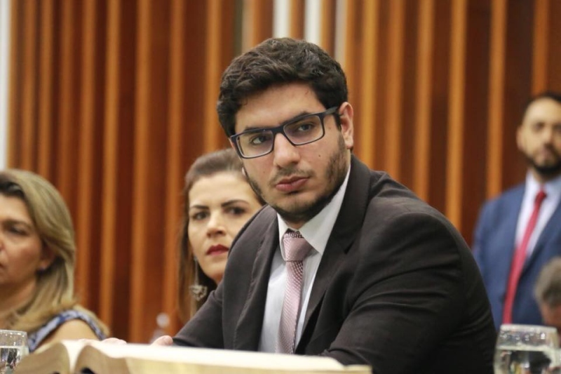 Rogério Cruz decidiu tirar Arthur Bernardes da pasta, que será comandada interinamente por Michel Magul | Foto: Reprodução