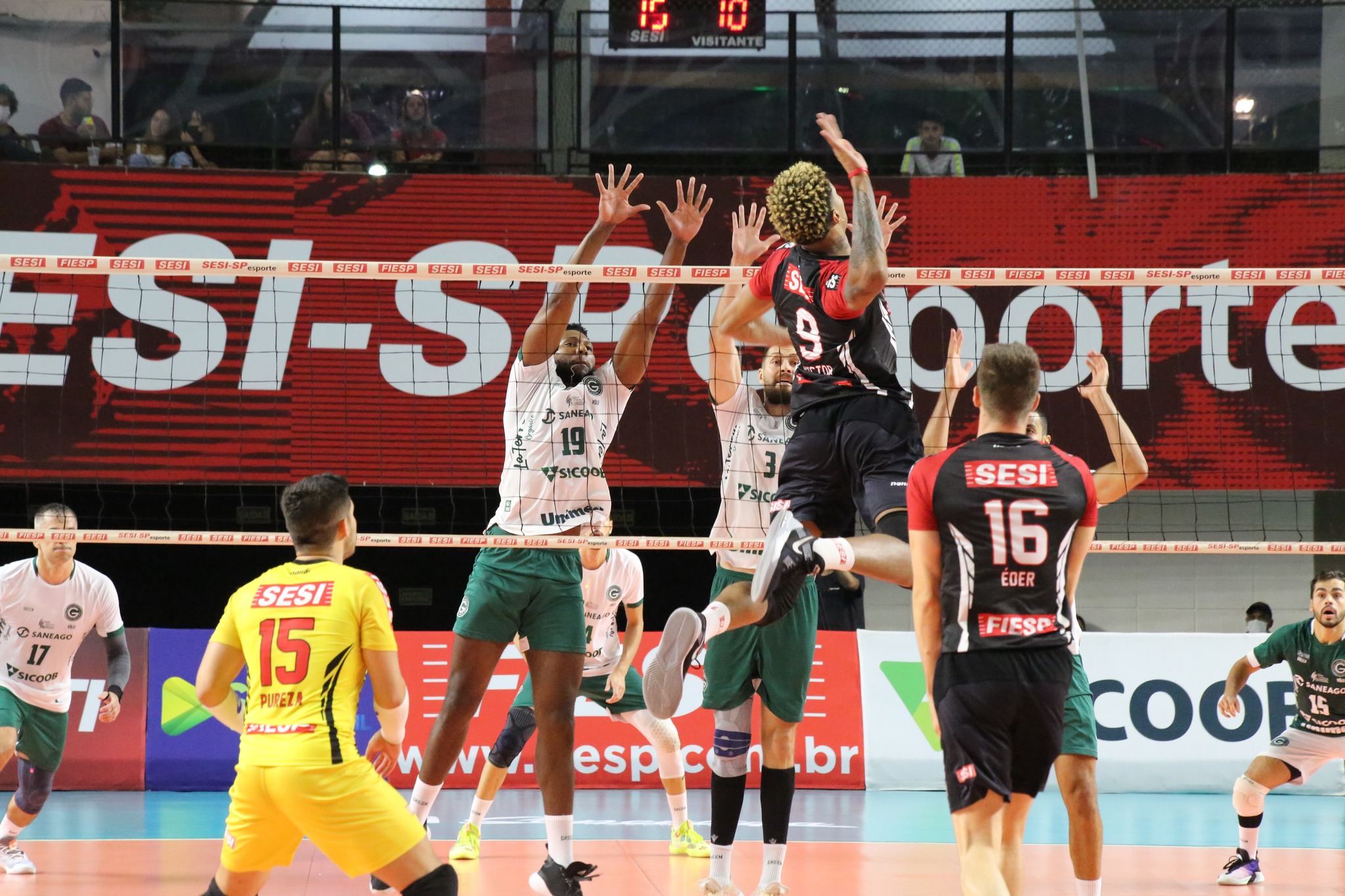 Time Esmeraldino completou a marca de quatro jogos consecutivos sem vencer na Superliga Masculina de Vôlei | Foto: Jéssica Teles/Sesi-SP
