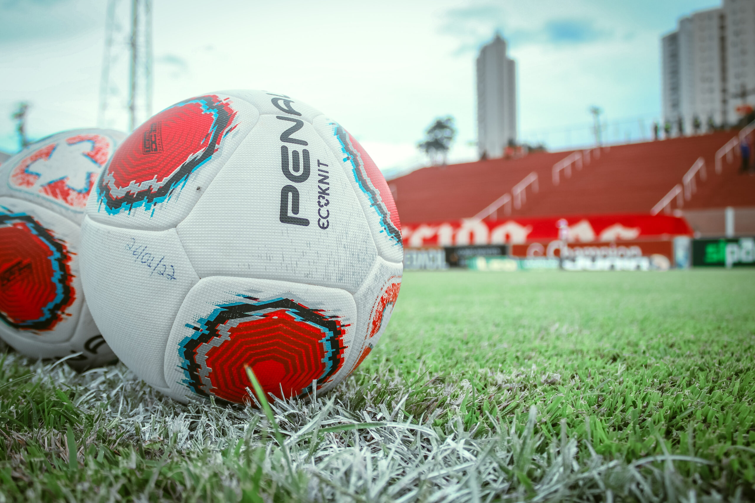 Duelo no Ferreirão colocará frente a frente o melhor e o pior time do Estadual  | Foto: Roberto Corrêa/Vila Nova