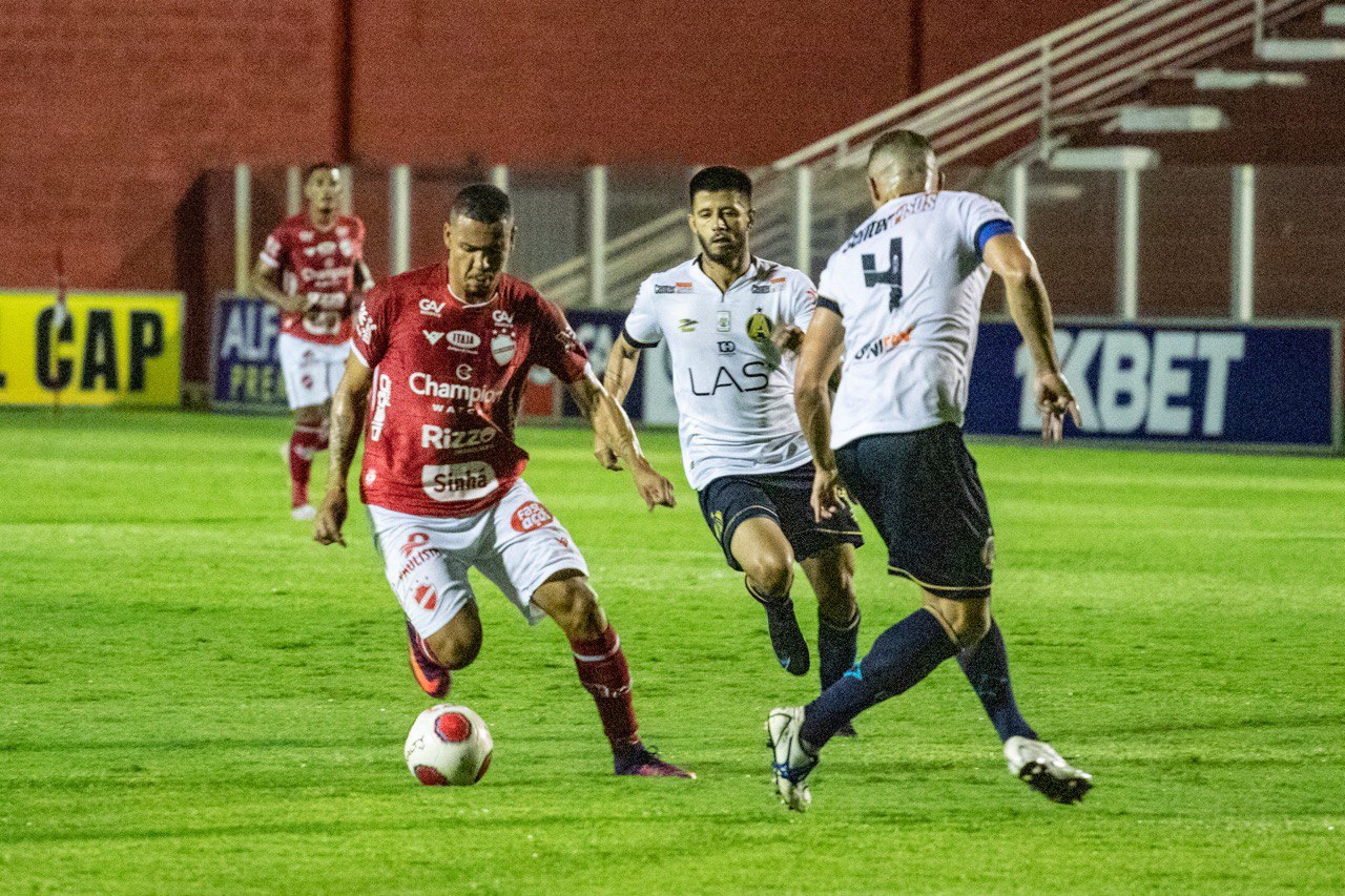 No OBA, Tigre supera o Camaleão e retoma caminho das vitórias | Foto: Roberto Corrêa/Vila Nova