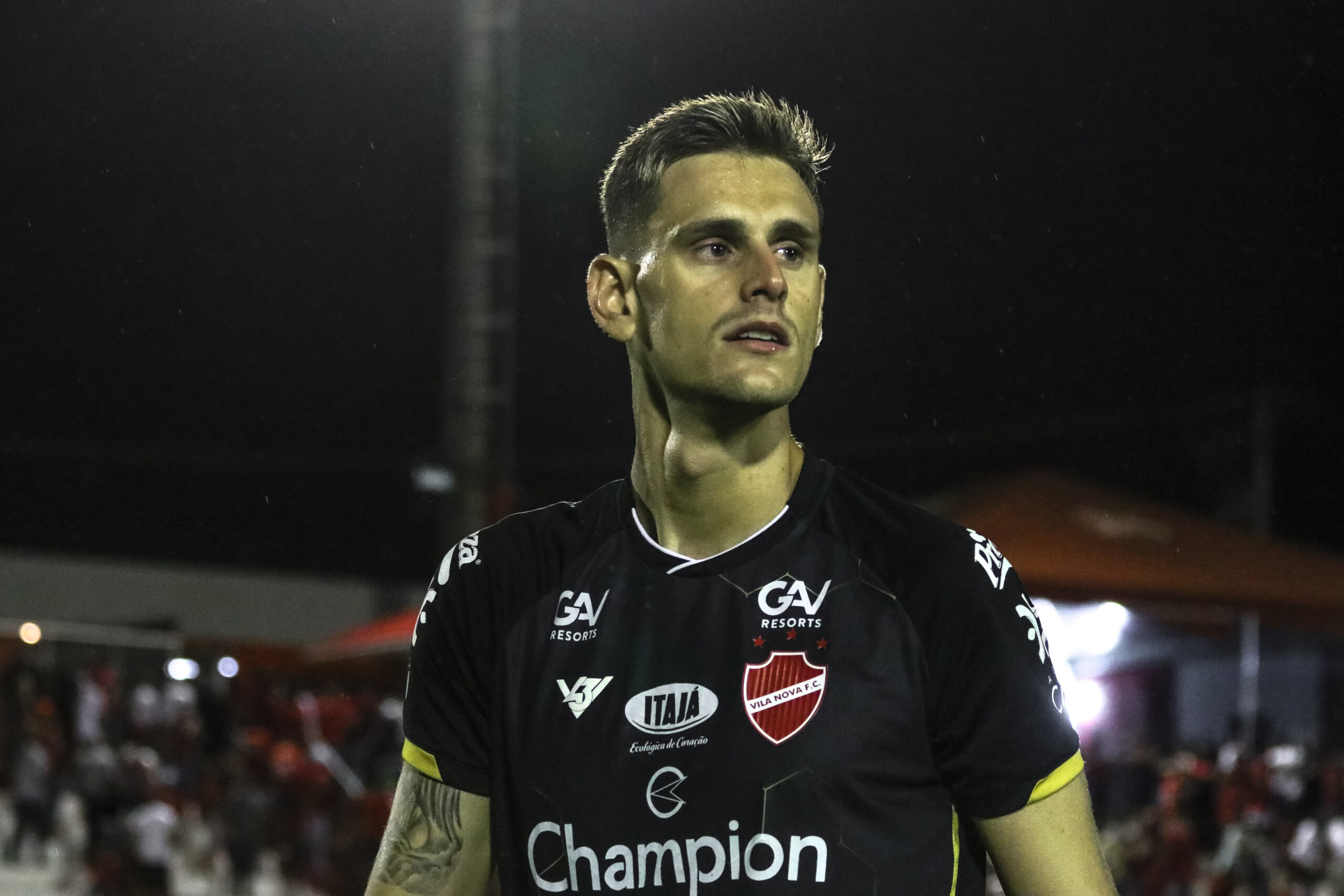 Dos seis jogos que o Vila Nova fez em 2022, o goleiro Georgemy atuou em cinco | Foto: Roberto Barbosa/Vila Nova FC