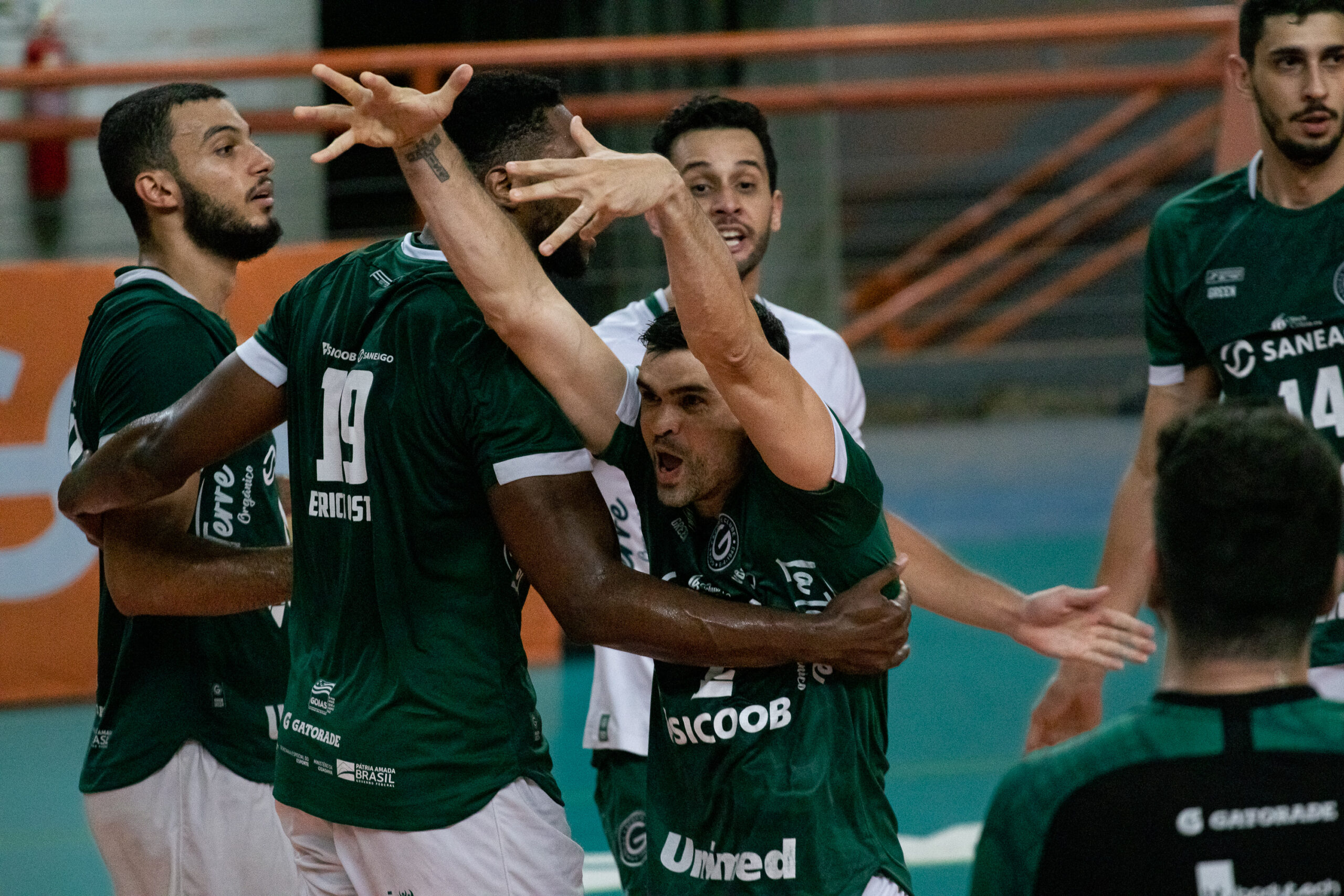 Goiás Vôlei vence o Vôlei Renata e ganha fôlego na luta pela permanência na Superliga | Foto: Tathy Serbêto/Goiás Vôlei