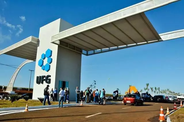 Foi exigido a testagem regular nas unidades da universidade e afastamento de pessoas com sintomas da Covid-19 | Foto: Reprodução/UFG