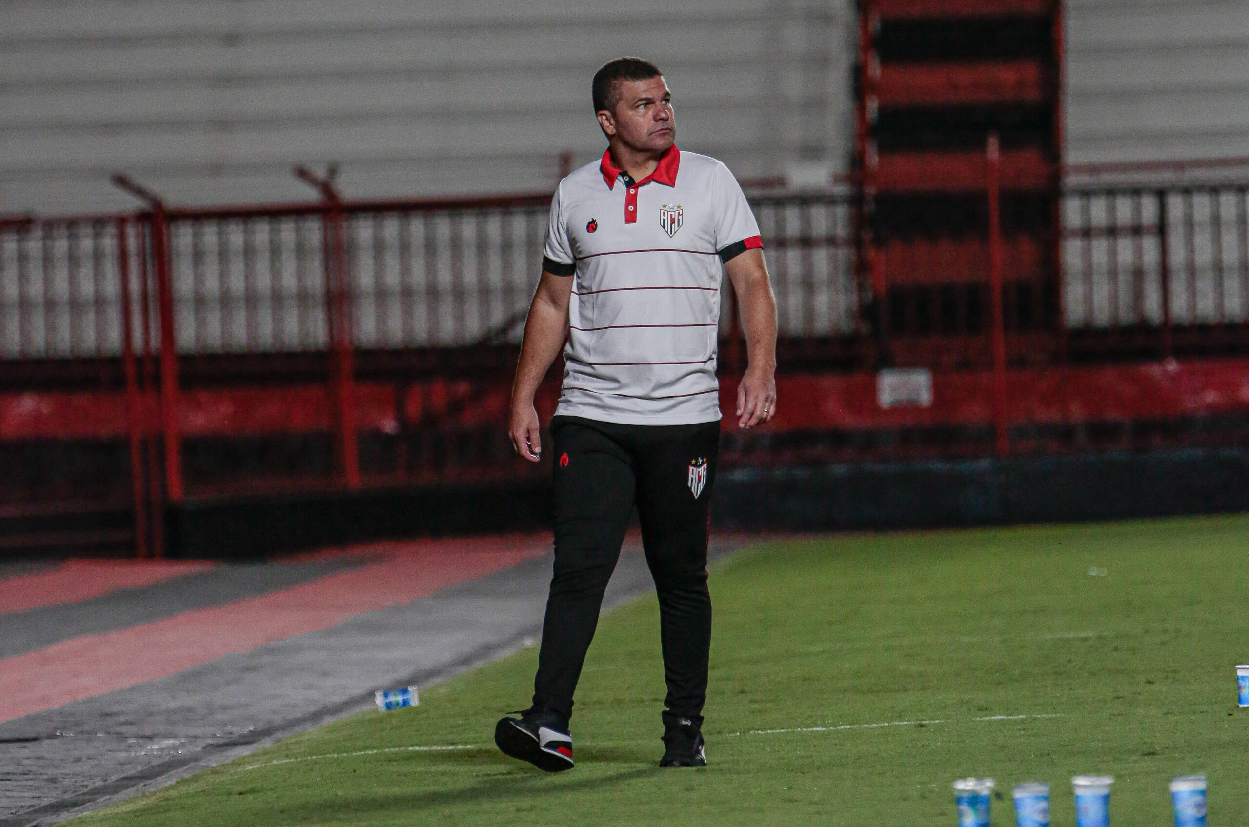 Para o treinador Umberto Louzer, o Dragão ainda pode render muito mais do que rendeu contra o Iporá | Foto: Bruno Corsino/Atlético-GO