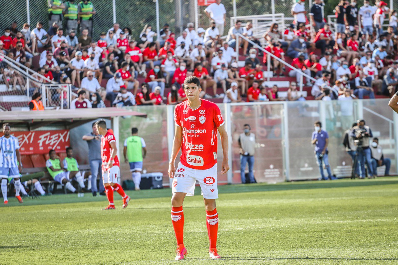 Rubens chegou a 4 gols marcados e assumiu a artilharia do Campeonato Goiano de 2022 | Foto: Roberto Corrêa/Vila Nova