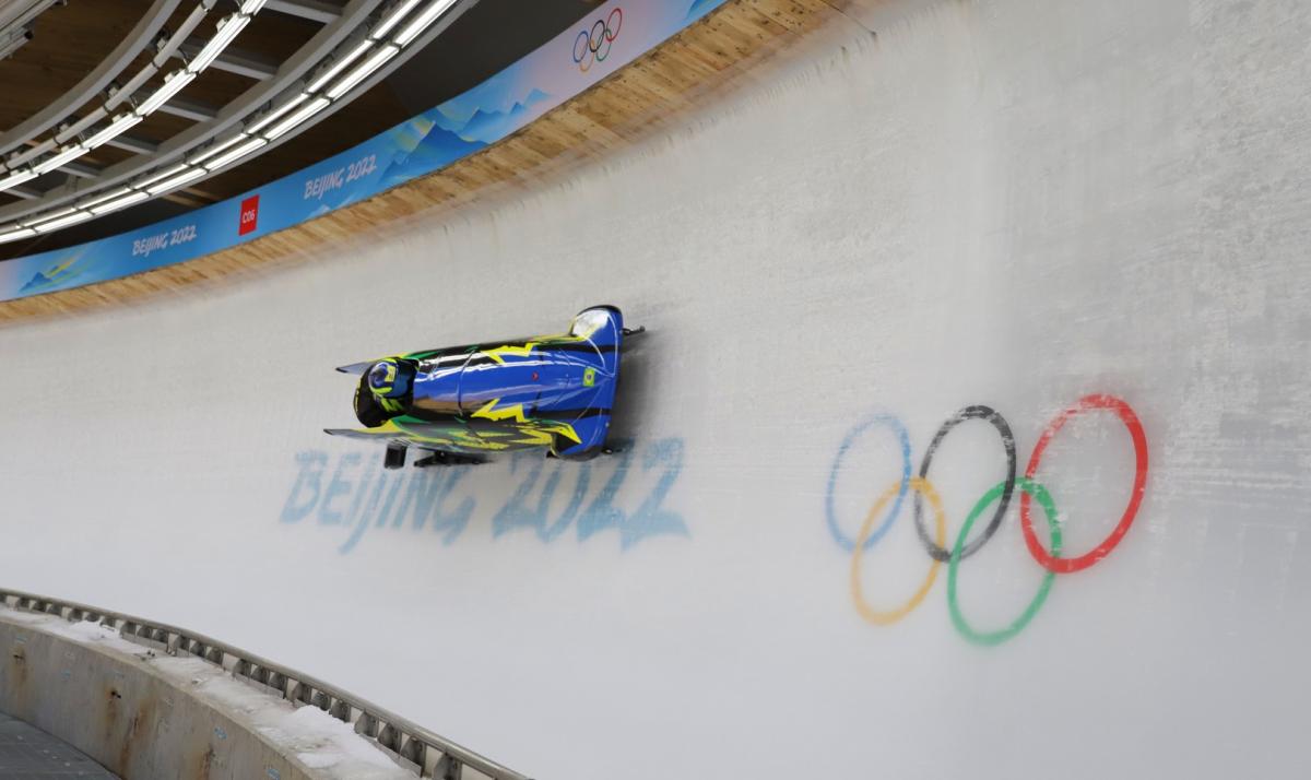 Edson Bindilatti será o piloto e Edson Martins será o responsável por empurrar e frear o carrinho no Centro Nacional de Esportes de Pista, em Yanqing | Foto: Alexandre Castello Branco/COB