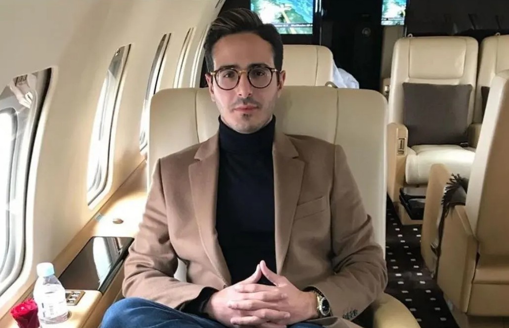 Segundo as denúncias, Simon Leviev foi responsável por se apropriar cerca de US$ 200 mil (mais de R$ 1 milhão) | Foto: Reprodução