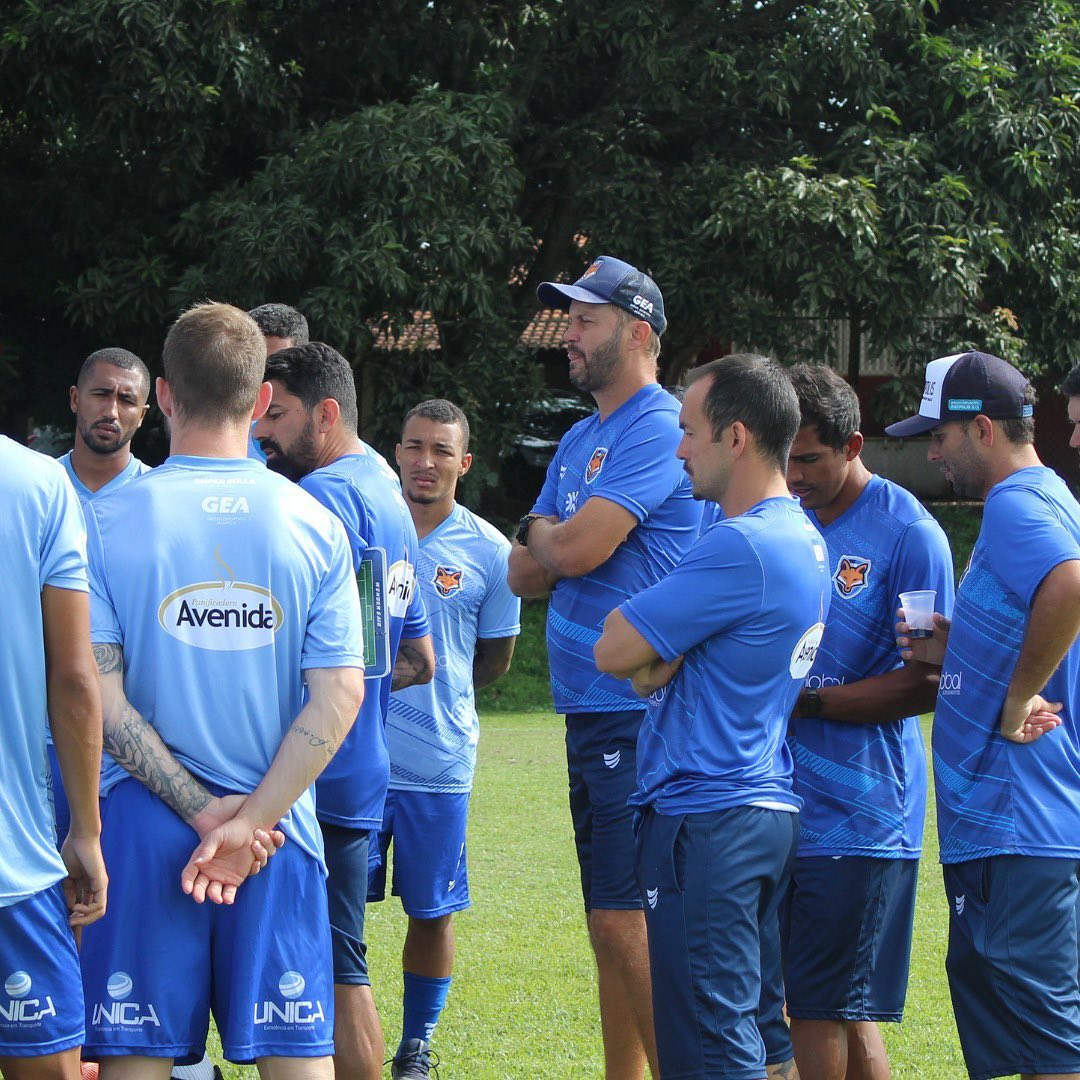 Atuais campeões enfrentam jogo de vida ou morte para seguirem na elite estadual | foto: Janayna Carvalho / GEA